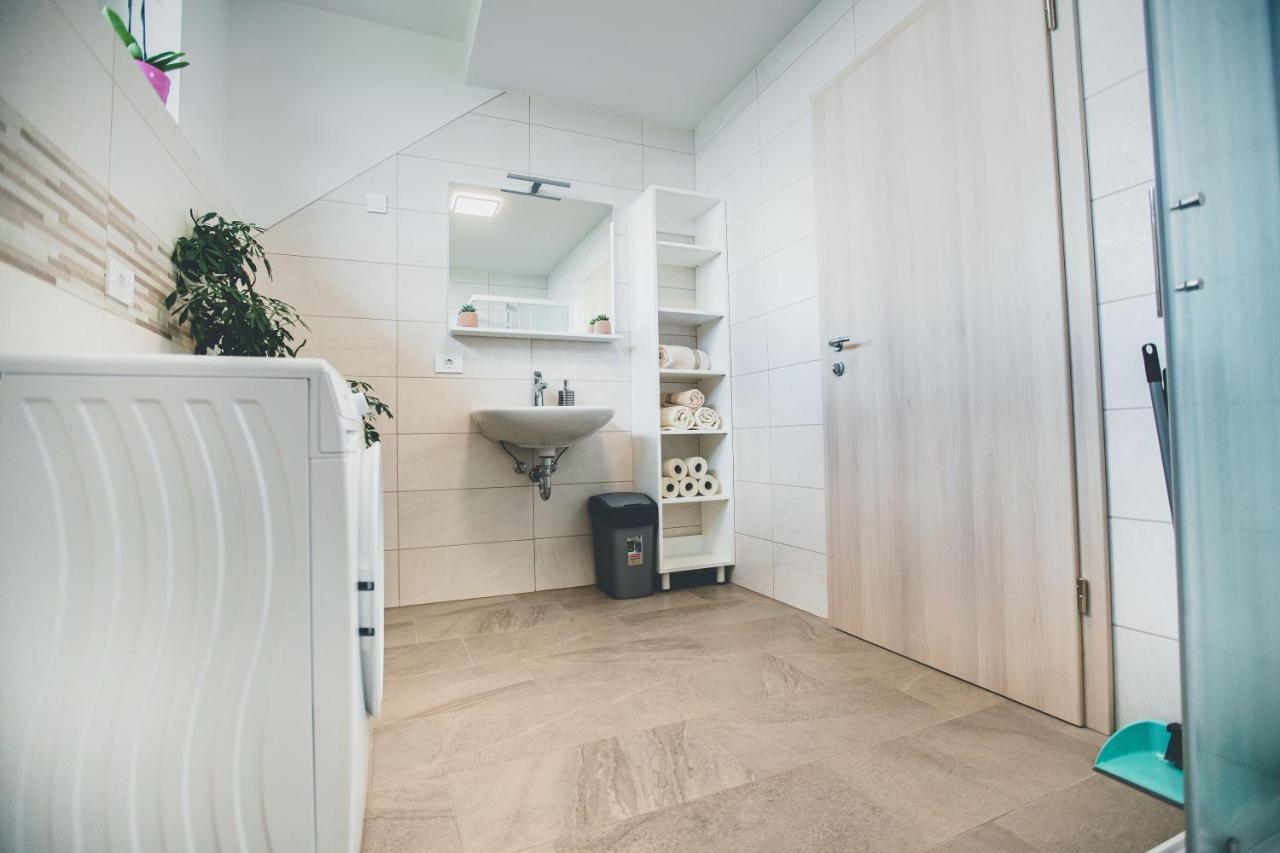 Apartma Pri Bostjanu Skofja Loka Bagian luar foto
